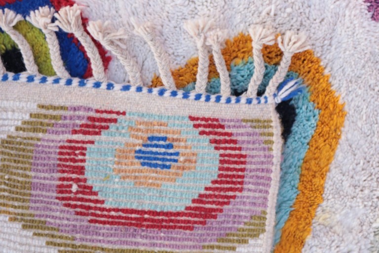 detail-tapis-beni-ouarain-contemporain-couleurs