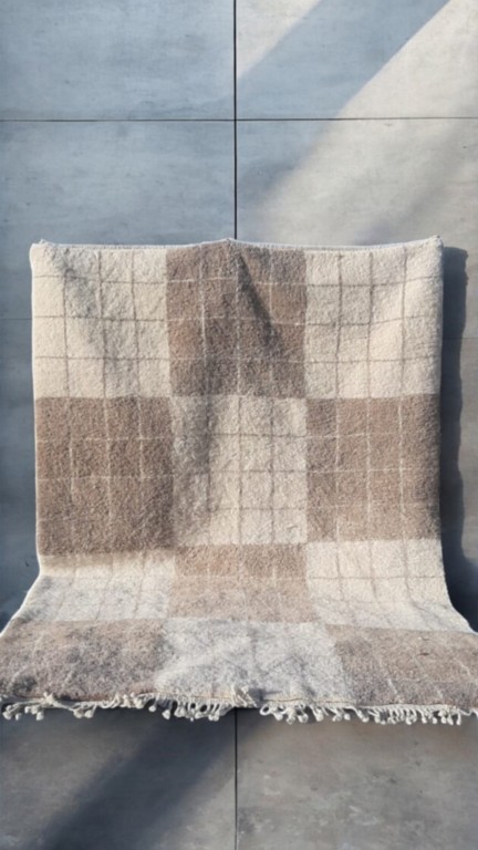 wool-rug-checkerboard-white-brown