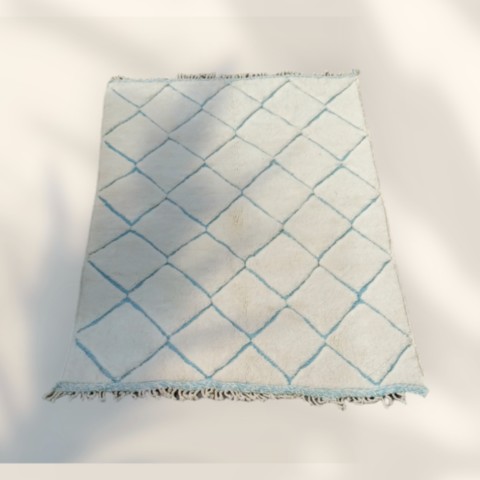 tapis-berbere-blanc-bleu-losange