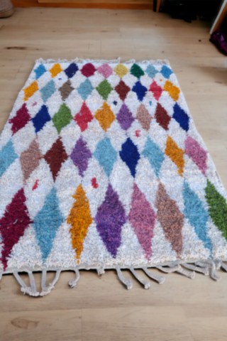 véritable-tapis-berbere-losange-couleur véritable-tapis-berbere-losange-couleur